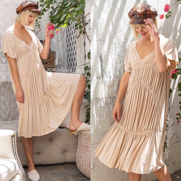 Short Sleeve Shirred Knit Midi Dress - Picture 2 of 10